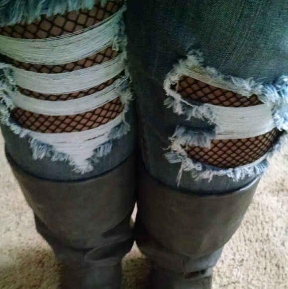 SOLD 🛍️🛍️🛍️ Plus jeans with fishnet - Picture 3 of 4